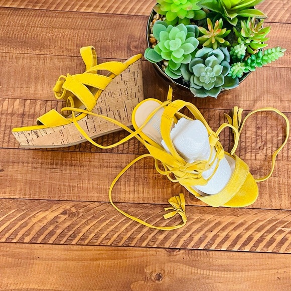 Bleeker & Bond Marisol Sunflower Yellow Suede Wedge Sandals - Picture 4 of 14